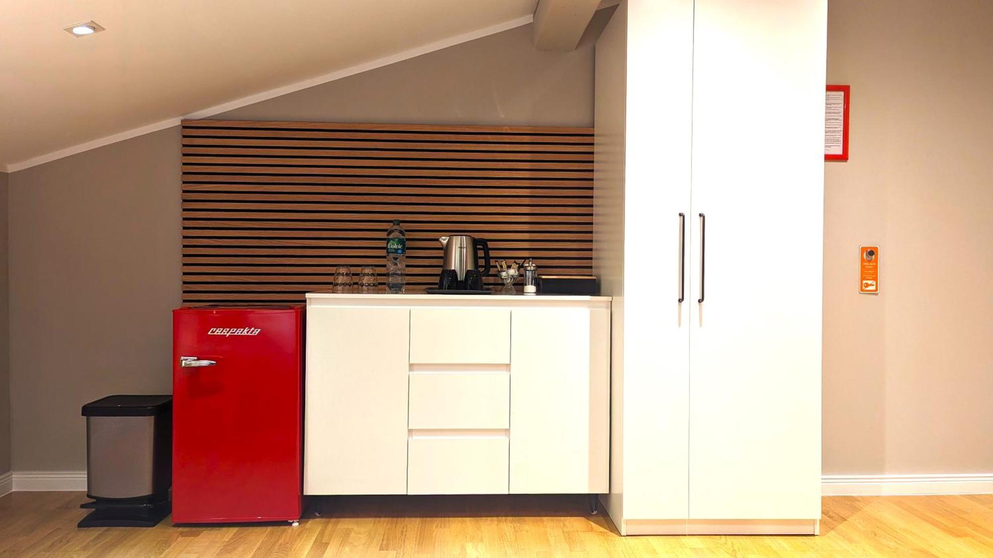 3 Rooms - Zimmervermietung Naehe Flughafen Ber - Gratis Wlan, Parken & Netflix Berlin Luaran gambar